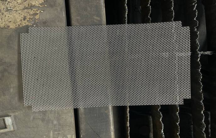 Лазерная резка сетки в Москве