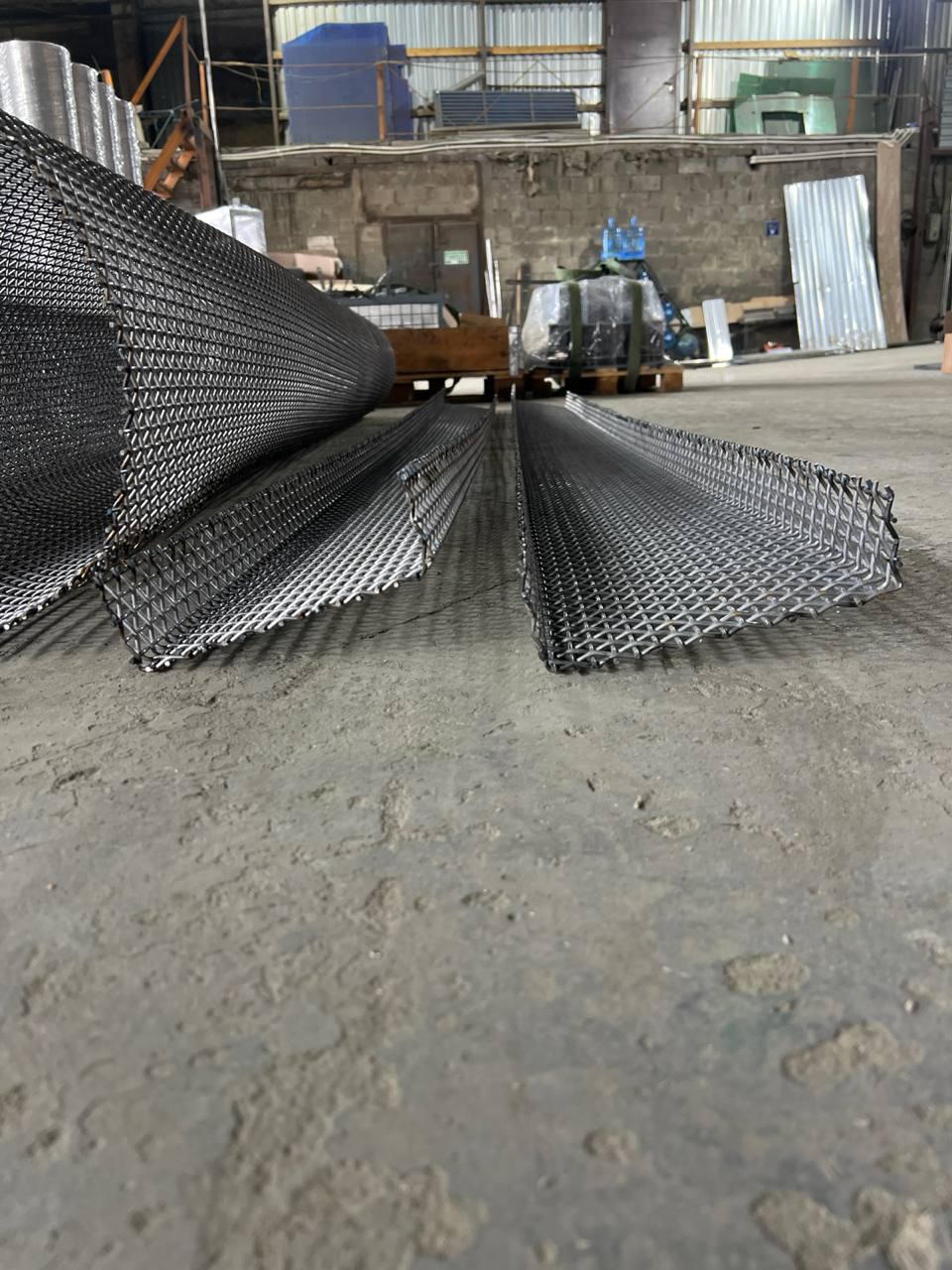 Гибка и вальцовка сетки 